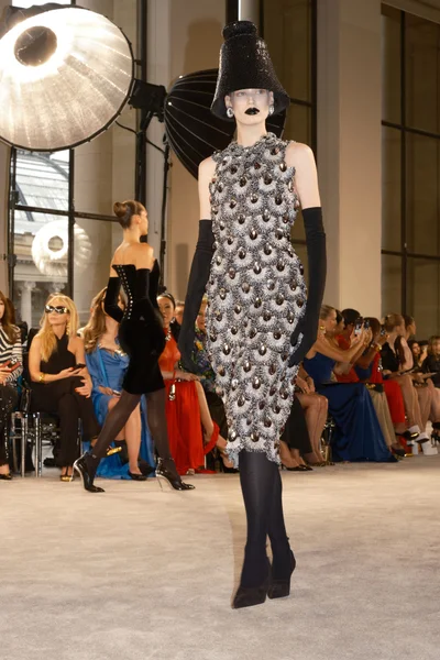 Look 13